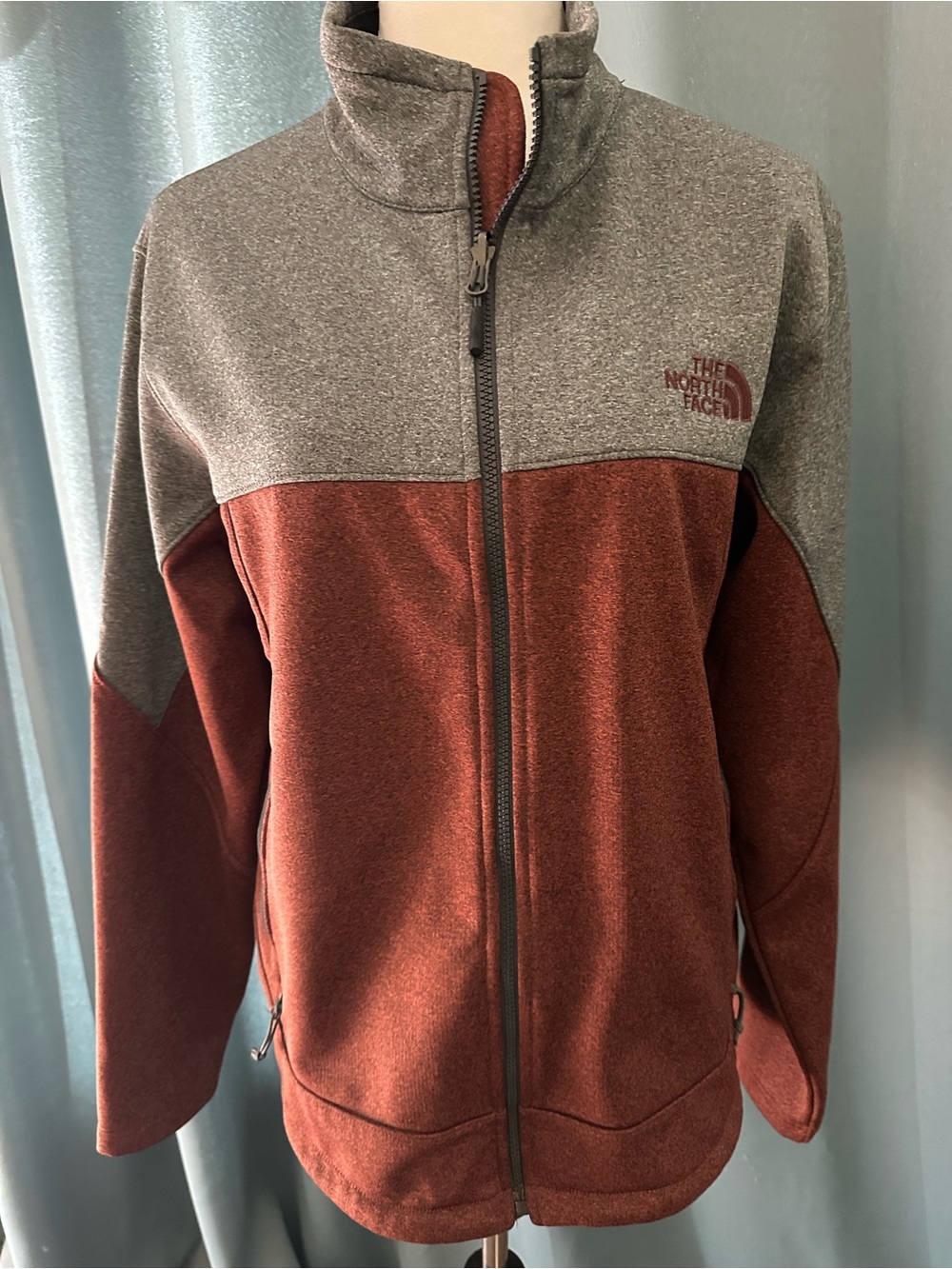 The North Face Men’s M Full Zip Fleece Jacket Rust G Color block Pockets